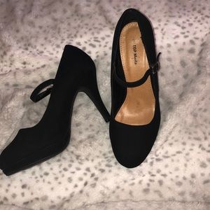 Mary Jane heels